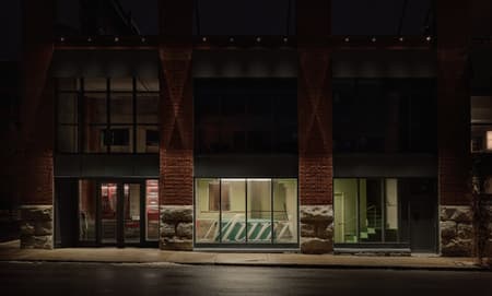 MUNI Indoor Golf Club